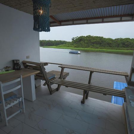 Hotel Pura Natura Riverside ตอร์ตูเกโร ภายนอก รูปภาพ