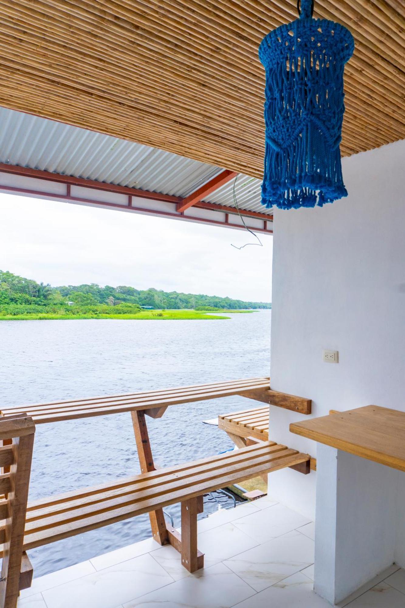 Hotel Pura Natura Riverside ตอร์ตูเกโร ภายนอก รูปภาพ