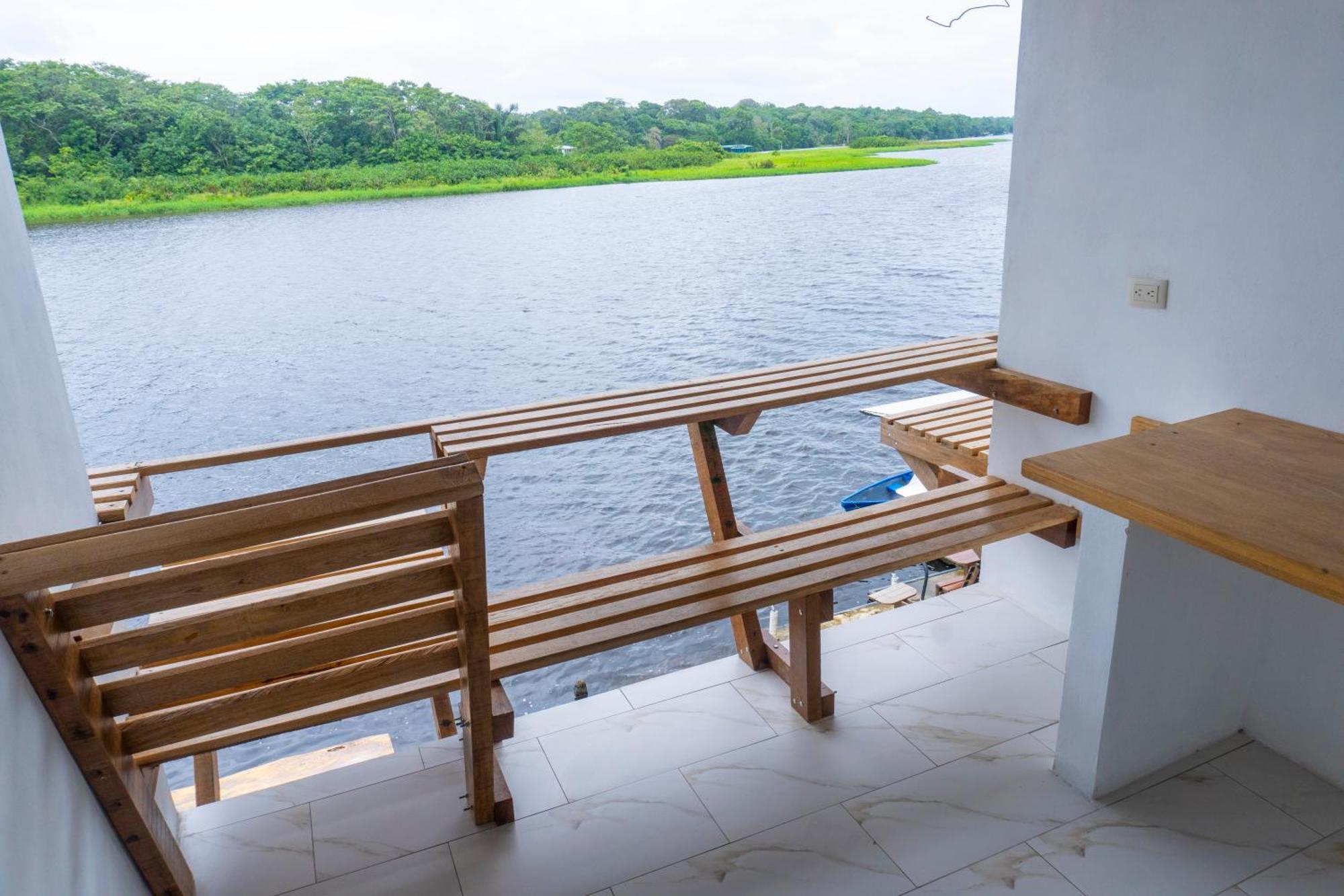 Hotel Pura Natura Riverside ตอร์ตูเกโร ภายนอก รูปภาพ