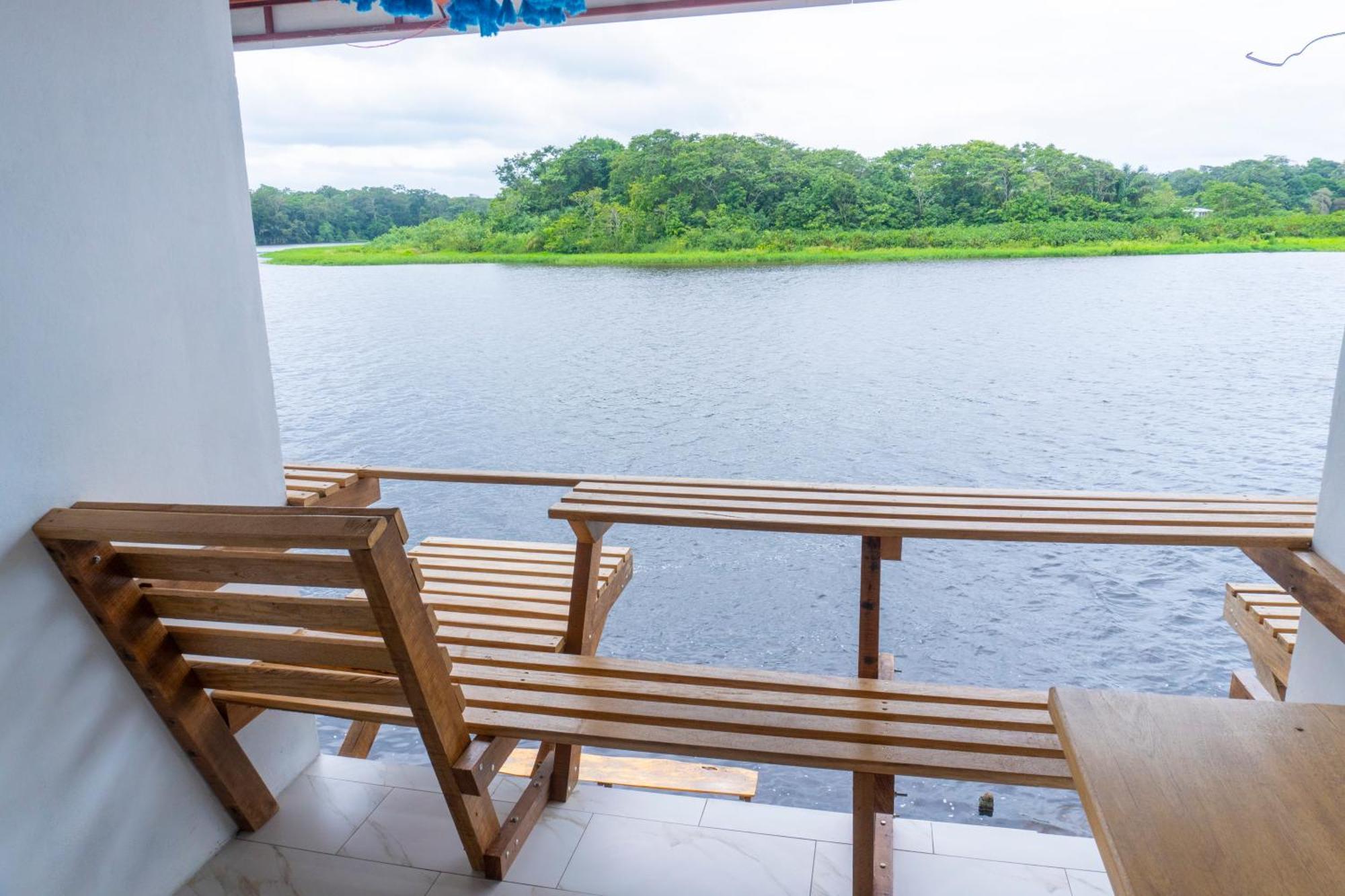 Hotel Pura Natura Riverside ตอร์ตูเกโร ภายนอก รูปภาพ