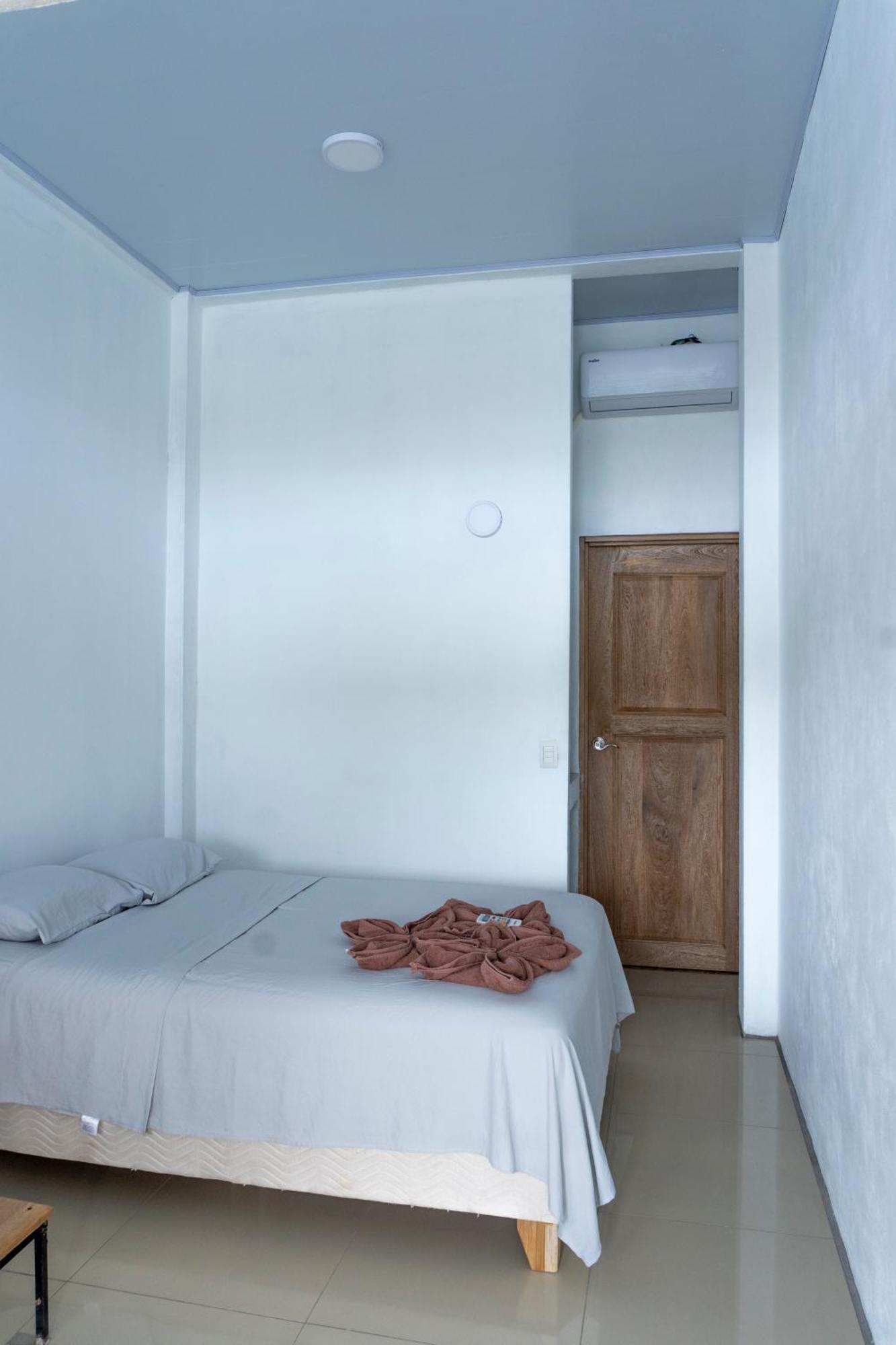 Hotel Pura Natura Riverside ตอร์ตูเกโร ภายนอก รูปภาพ