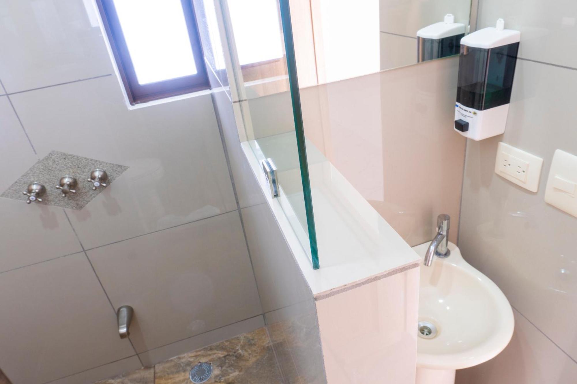 Hotel Pura Natura Riverside ตอร์ตูเกโร ภายนอก รูปภาพ