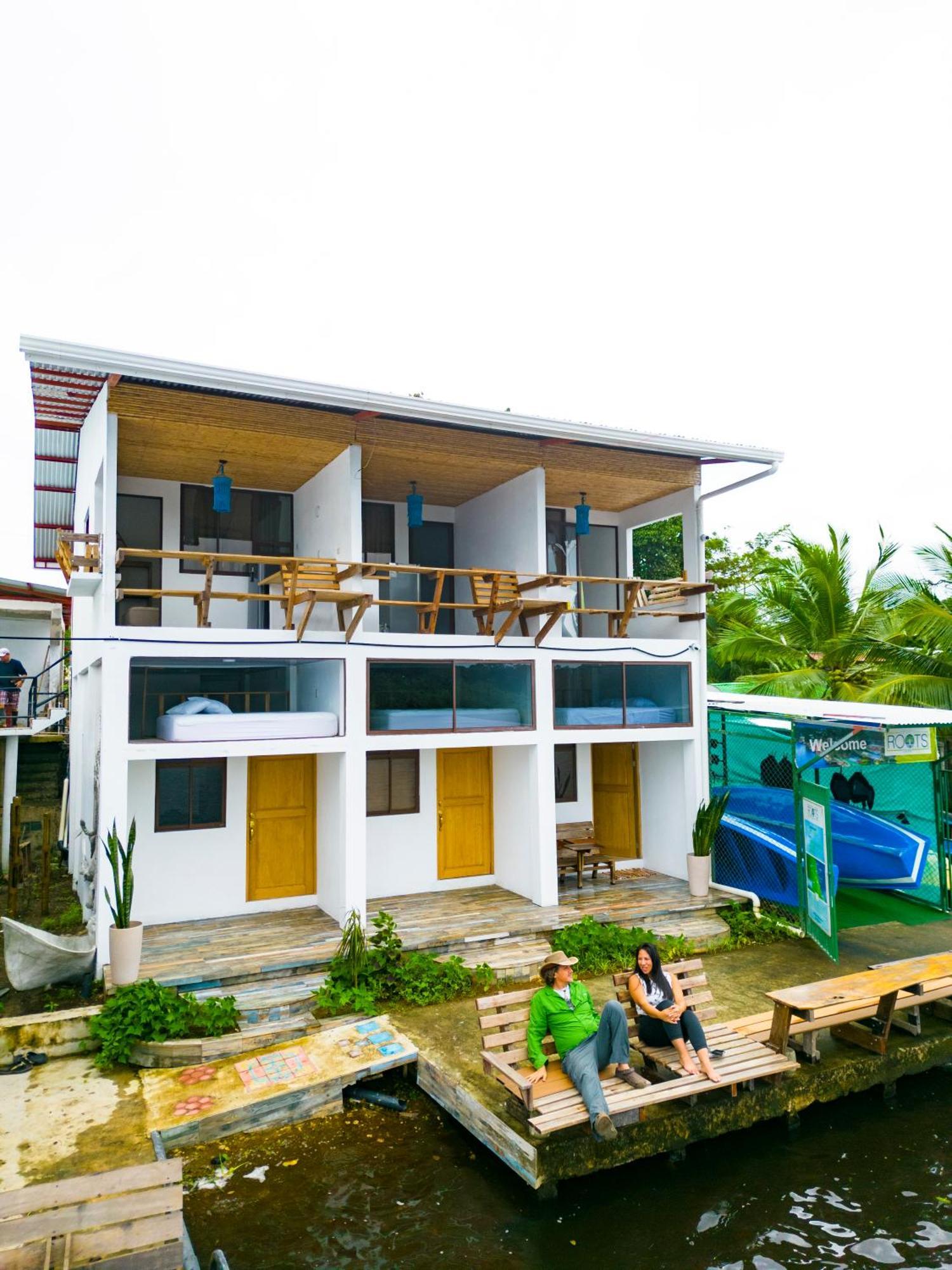 Hotel Pura Natura Riverside ตอร์ตูเกโร ภายนอก รูปภาพ